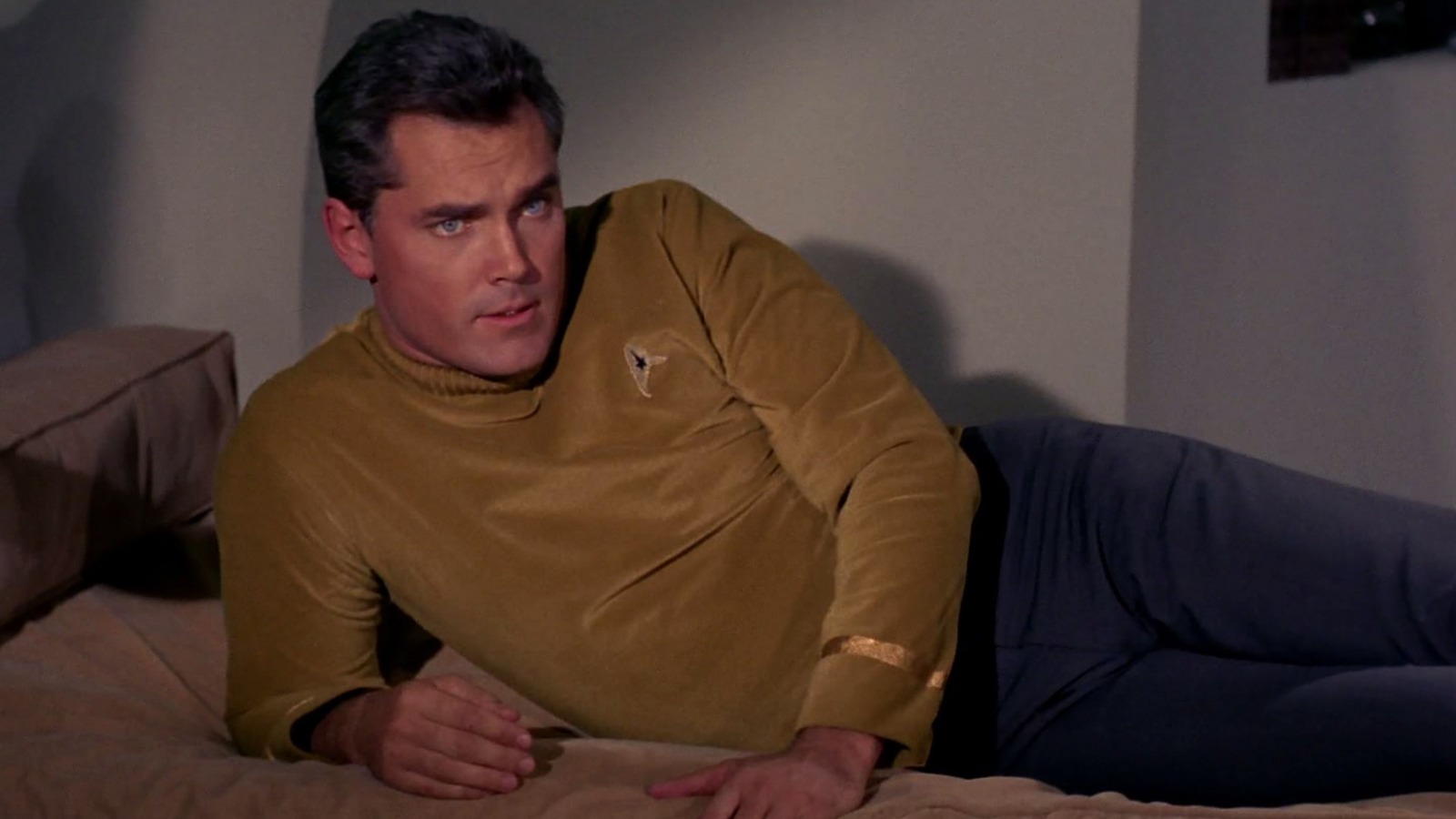 Why Star Trek S Original Captain Pike Actor Jeffrey Hunter Quit The Series