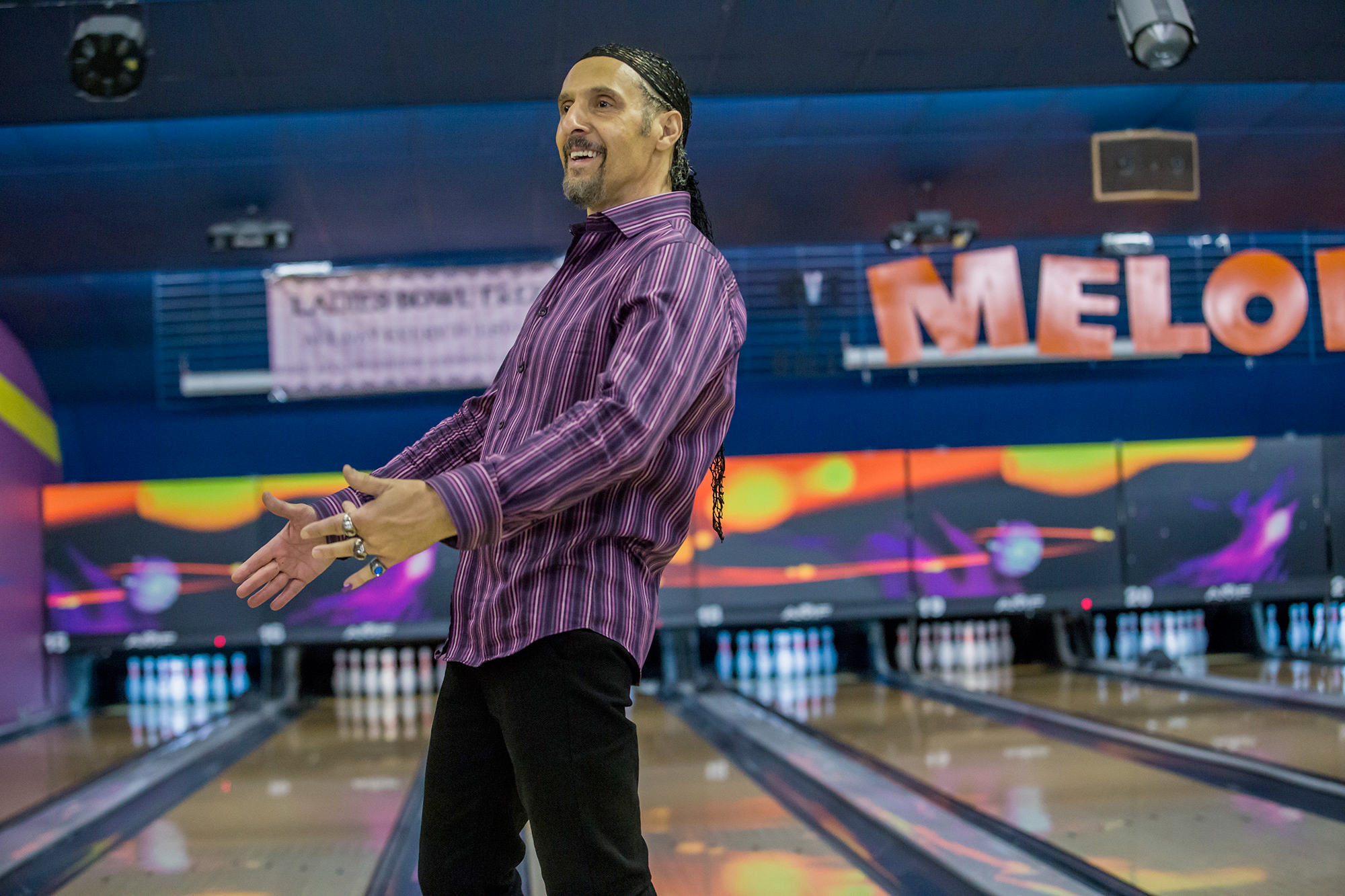 The Big Lebowski Spin Off First Look Jesus Quintana Is Bowling Again