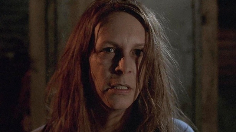 Jamie Lee Curtis' Laurie Strode looking at Michael Myers in Halloween: Resurrection