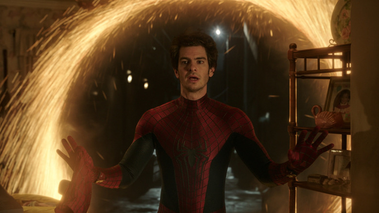 Andrew Garfield's Spider-Man comes through portal in Spider-Man: No Way Home