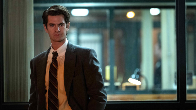 Andrew Garfield as Jeb at police department in Under the Banner of Heaven