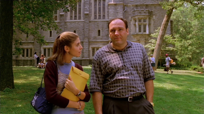 Jamie-Lynn Sigler and James Gandolfini as Meadow and Tony on a college campus on the Sopranos