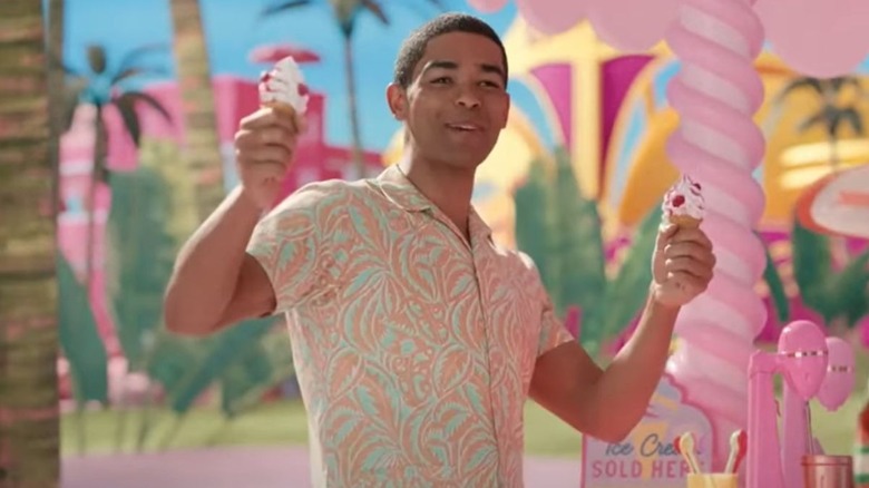 Kingsley Ben-Adir as Ken holding ice cream cones in Barbie