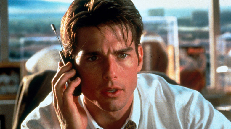 Jerry Maguire (Tom Cruise) talks on phone in Jerry Maguire