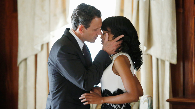 Tony Goodwin and Kerry Washington as Fitz Grant and Olivia Pope, about to kiss on Scandal