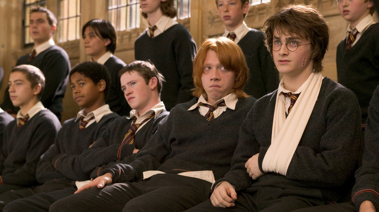 Harry Potter students uniforms sling