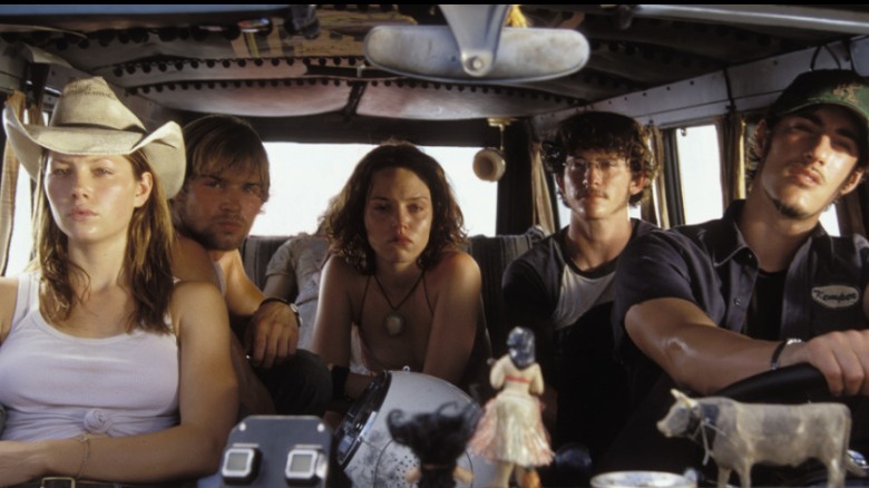 Texas Chainsaw Massacre cast in a van