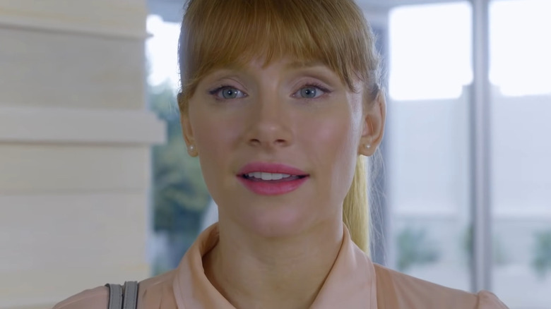 Bryce Dallas Howard as Lacie Pound, smiling in the Black Mirror episode Nosedive