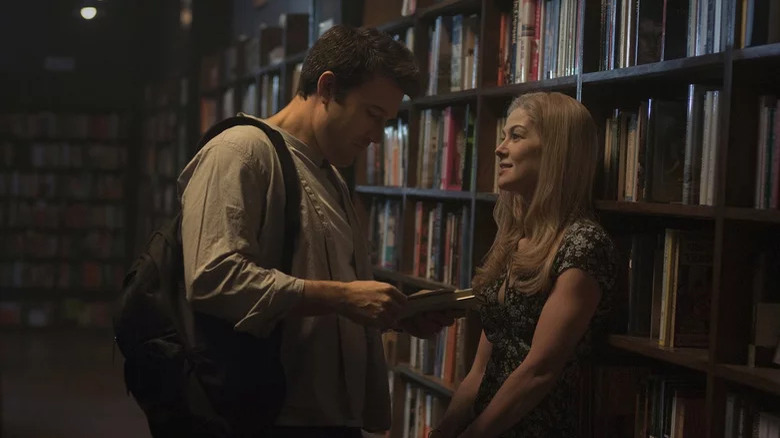 Ben Affleck e Rosamund Pike em 