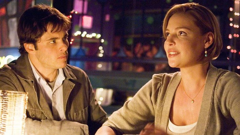 James Marsden and Katherine Heigl as Kevin and Jane having drinks in 27 Dresses