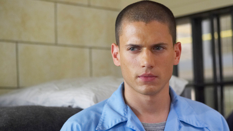 Michael Scofield (Wentworth Miller) stares contemplatively in a cell on Prison Break