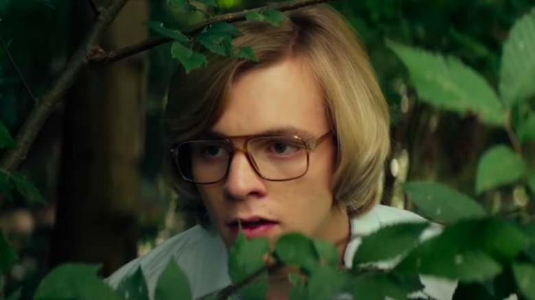 Ross Lynch glasses