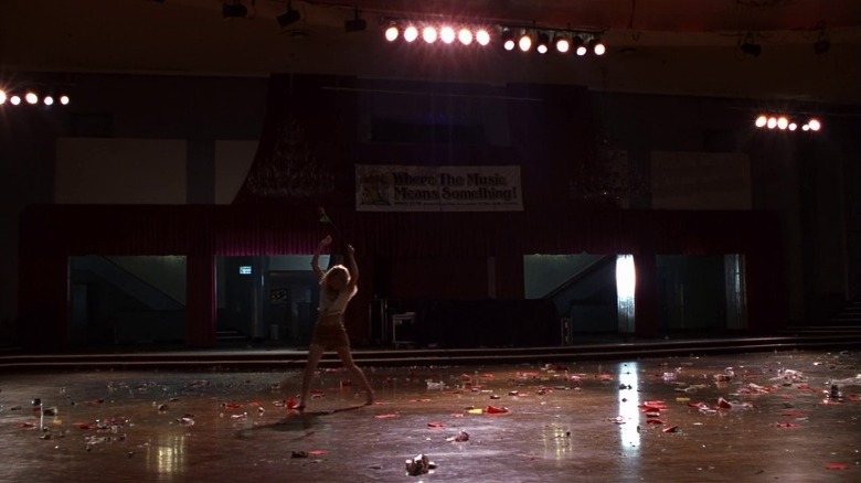 Almost Famous' Penny Lane dancing alone