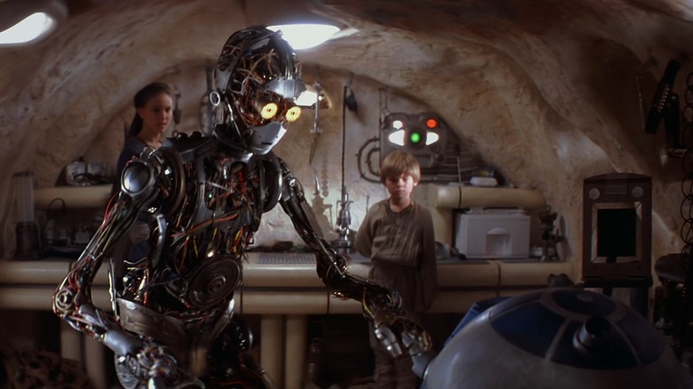 C-3PO meets R2-D2