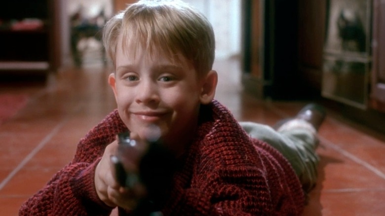 Macaulay Culkin in HOME ALONE