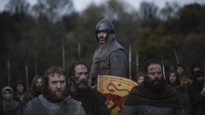 Robert the Bruce (Chris Pine) prepares for battle in Outlaw King