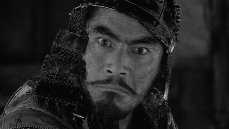 Kikuchiyo (Toshirô Mifune) growls in Seven Samurai