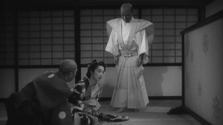 Ōishi Kuranosuke (Chōjuro Kawarasaki) gives orders in The 47 Ronin