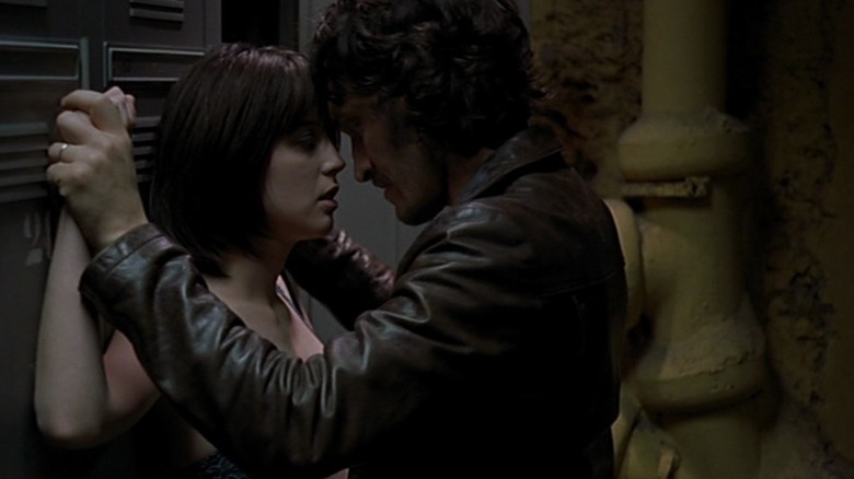 Béatrice Dalle as Coré and Vincent Gallo as Shane Brown in Trouble Every Day