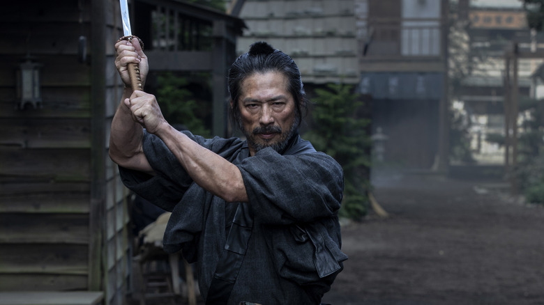 Hiroyuki Sanada as Musashi wielding sword in Westworld