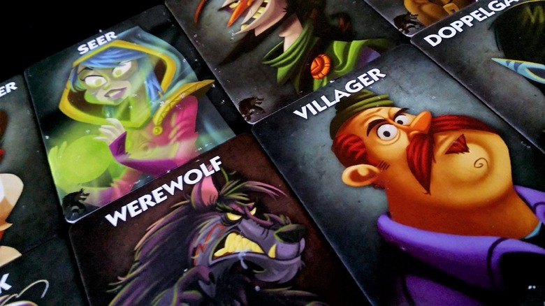 One Night Ultimate Werewolf character cards