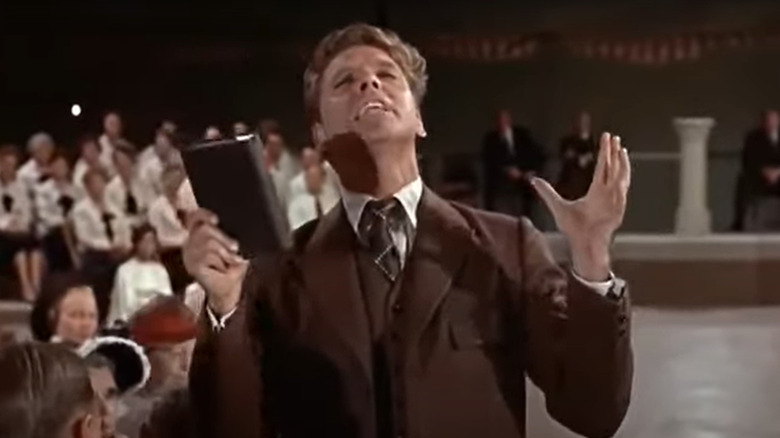 Elmer Gantry giving a sermon