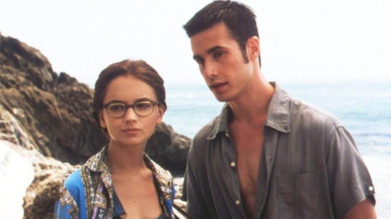 Rachael Lee Cook and Freddie Prinze Jr on beach