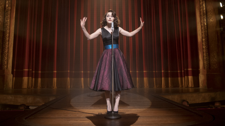 Rachel Brosnahan at mic in The Marvelous Mrs. Maisel