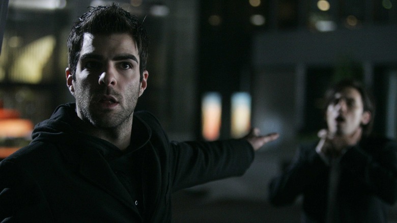 Sylar chokes Peter Petrelli