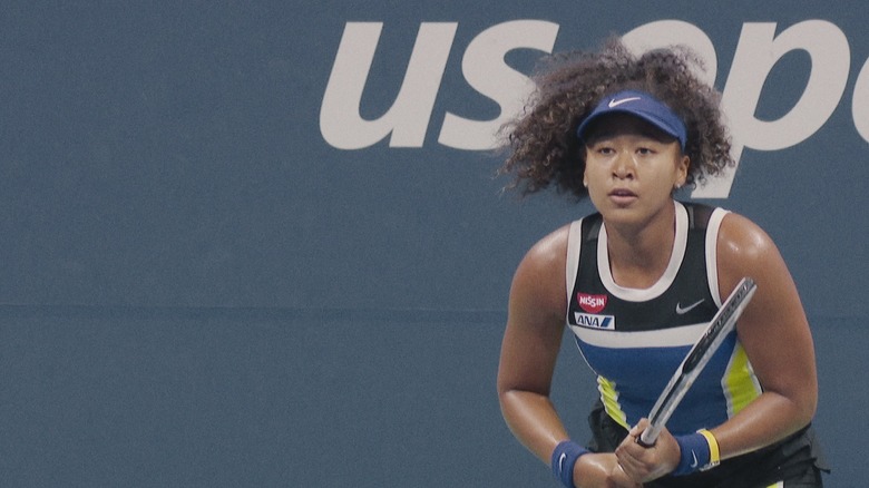 Naomi Osaka playing tennis