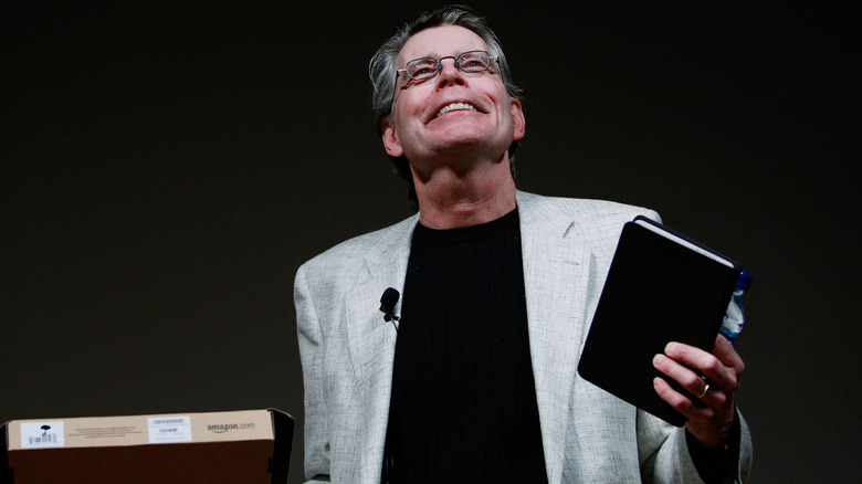 Stephen King serves up a smile with a book in hand