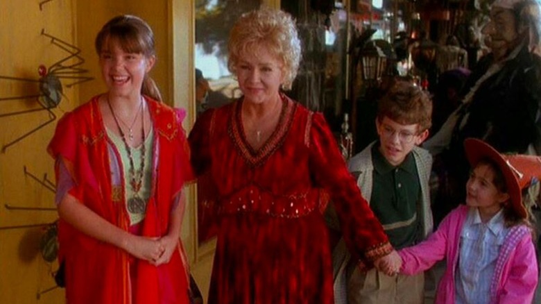 Grandma Aggie and grandchildren in "Halloweentown"