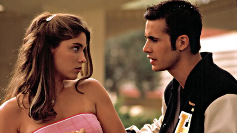 Taylor talking to Zack in She's All That