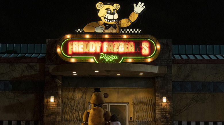 Five Nights at Freddy's Fazbear's Pizza 
