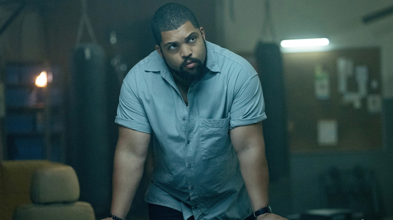 O'Shea Jackson Jr. as Donnie going over the plan for the heist in Den of Thieves 2: Pantera