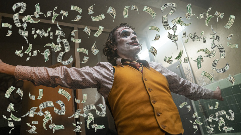 Joker 2019 Joaquin Phoenix money