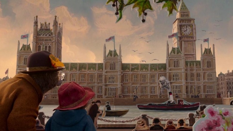 Paddington tours pop-up book of London