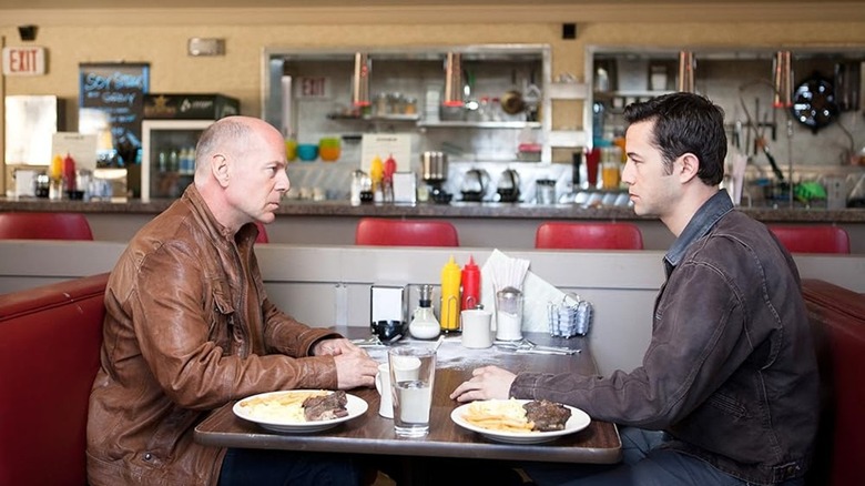 Looper Bruce Willis and Joseph Gordon-Levitt