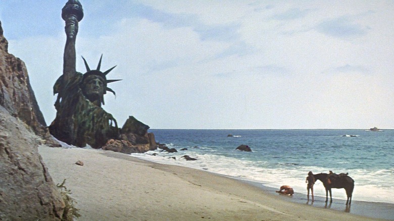 Planet of the Apes Statue of Liberty ending