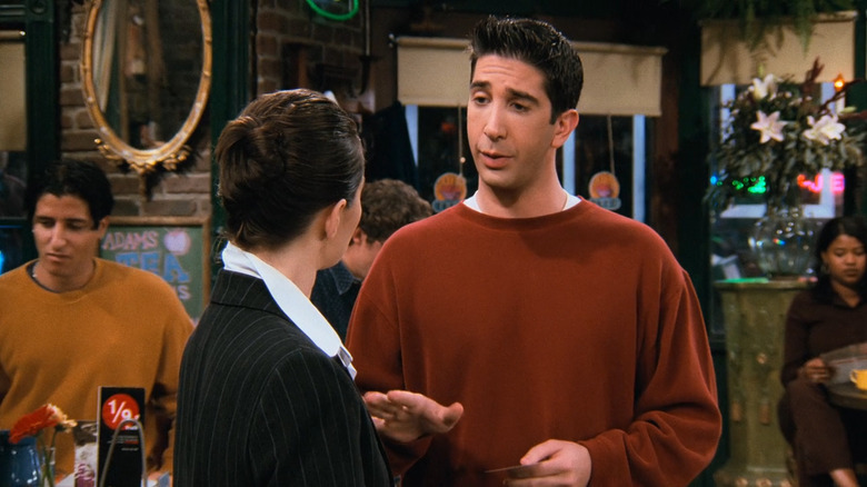 Friends, Ross talking to his celebrity crush (Isabella Rossellini)