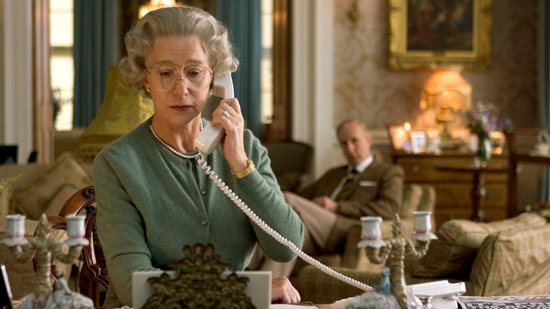 Helen Mirren and James Cromwell in The Queen