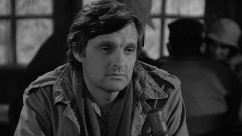 Alan Alda, MASH