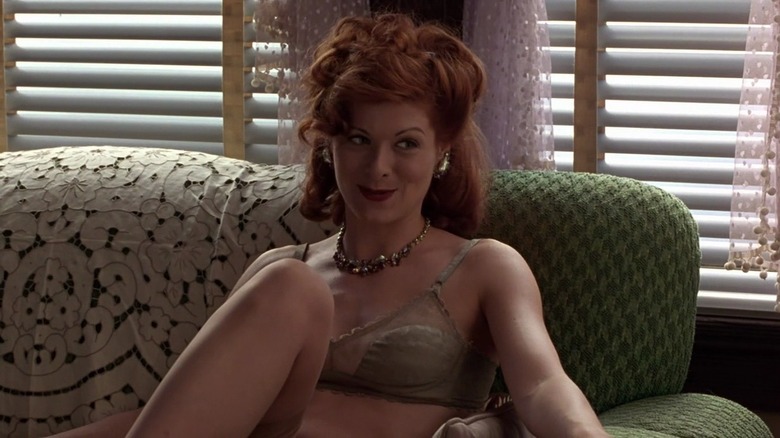 Debra Messing in A Walk in the Clouds