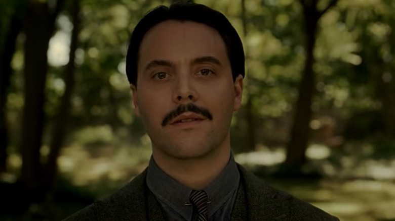 Jack Huston as Richard Harrow