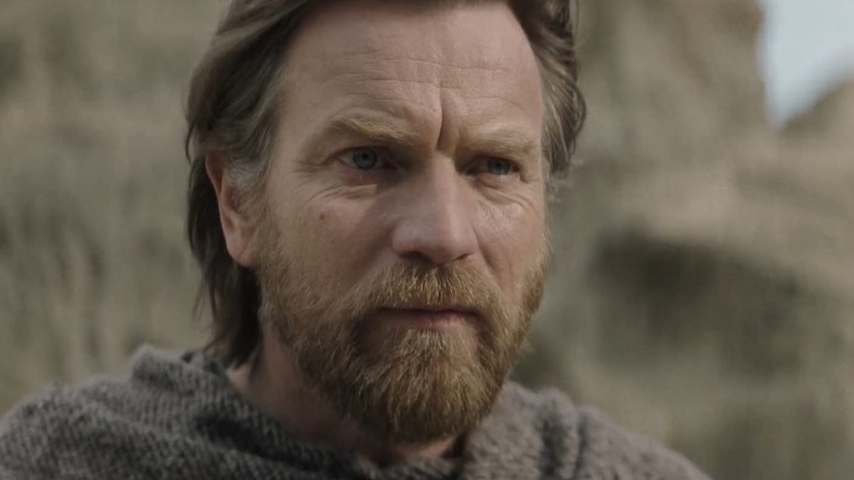 Ewan McGregor as Obi-Wan looking concerned in Obi-Wan Kenobi