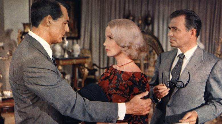 The characters in North by Northwest locking eyes