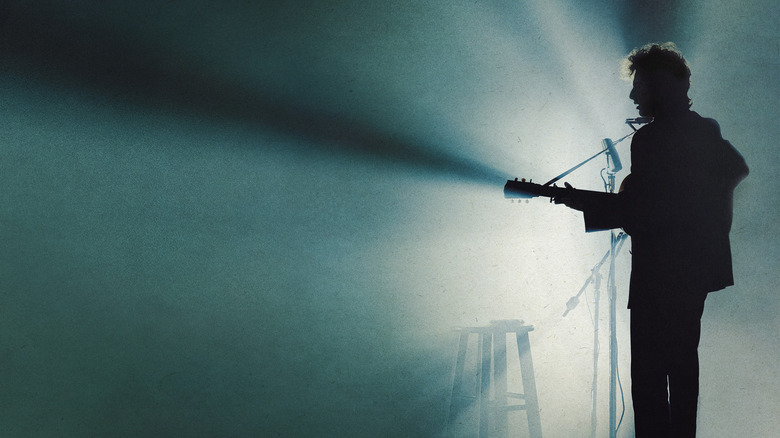 Bob Dylan on stage in A Complete Unknown