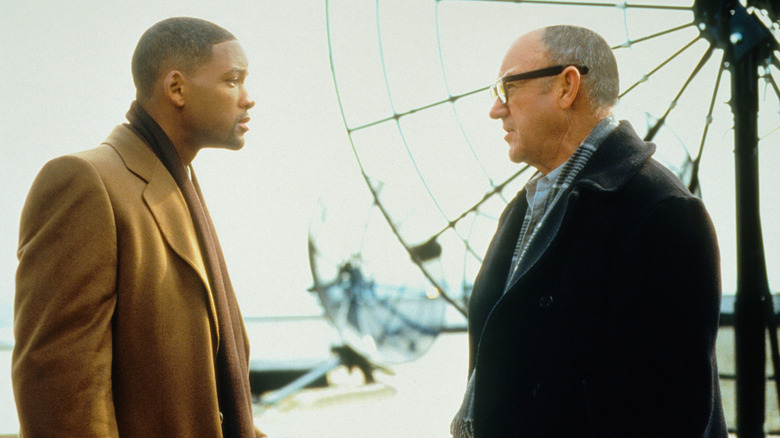 Will Smith as Robert Clayton Dean gets an earful from Gene Hackman as Brill in Enemy of the State