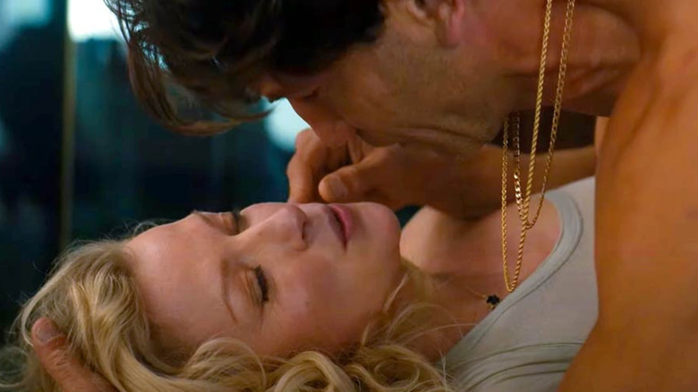 Gretchen Mol and Jon Bernthal in 'American Gigolo'