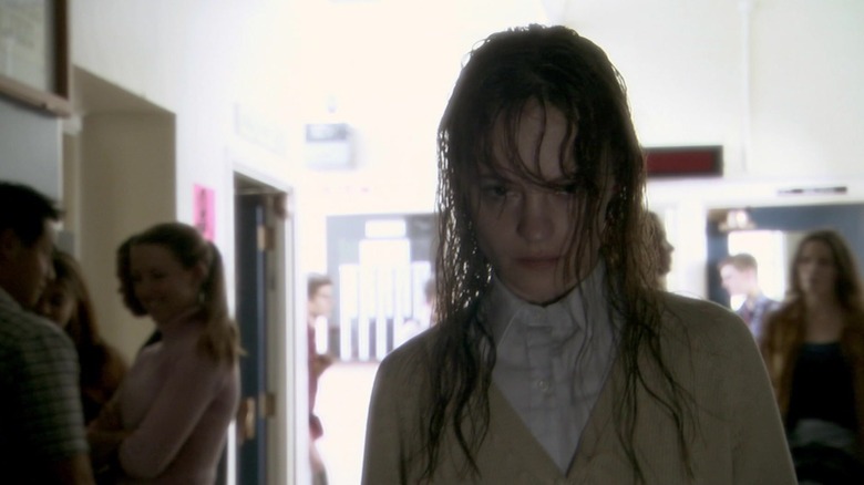 Angela Bettis sulks as Carrie White in Carrie